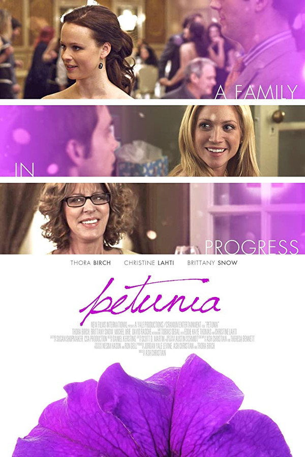 Petunia (2013) - Premium Movie Poster